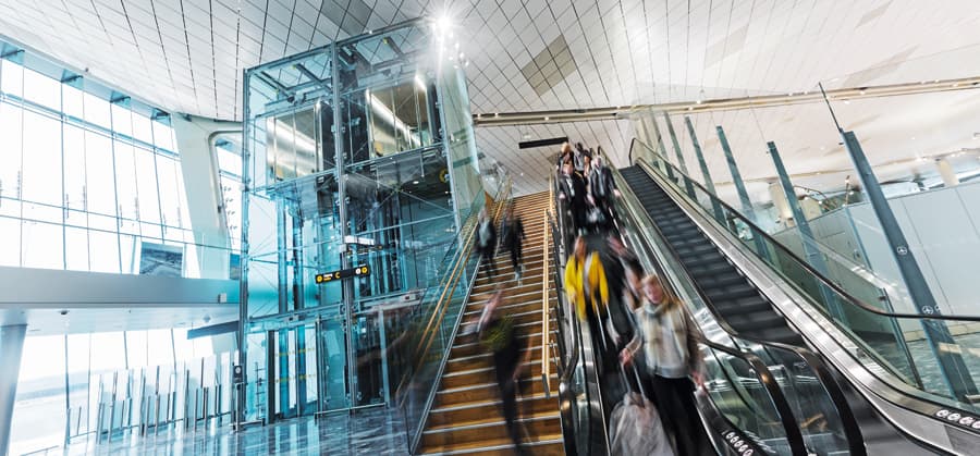 img_Flying high_additional_01_900x419