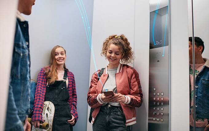 NOUVEAUTÉ ! DÉCOUVREZ LES ASCENSEURS KONE AVEC CONNECTIVITÉ INTÉGRÉE